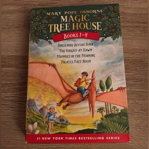 Magic Tree House Boxed Set of 4 (# 1 - 4)  by Mary Pope Osborne Paperback